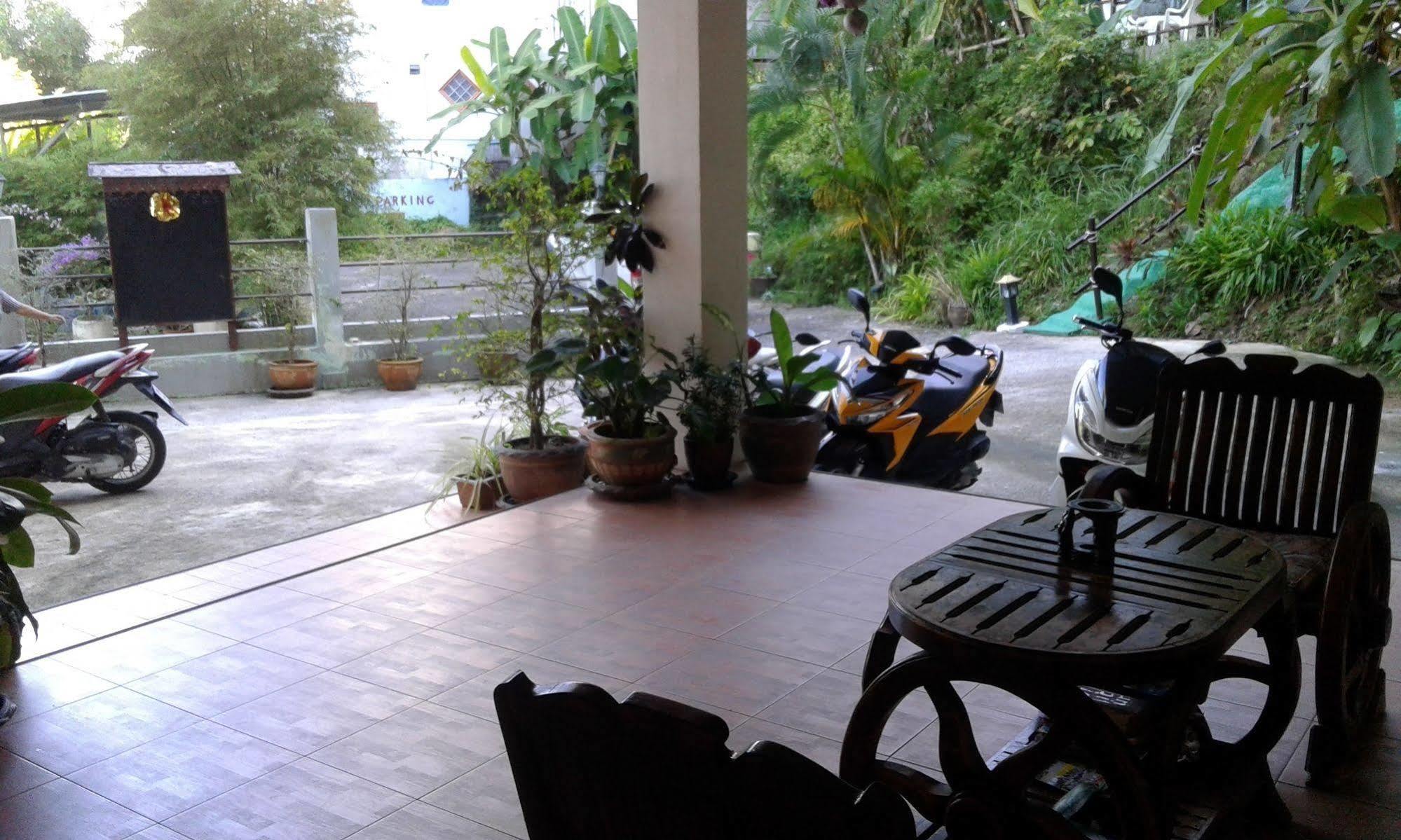 Hotel Feng Shui House à Patong Extérieur photo
